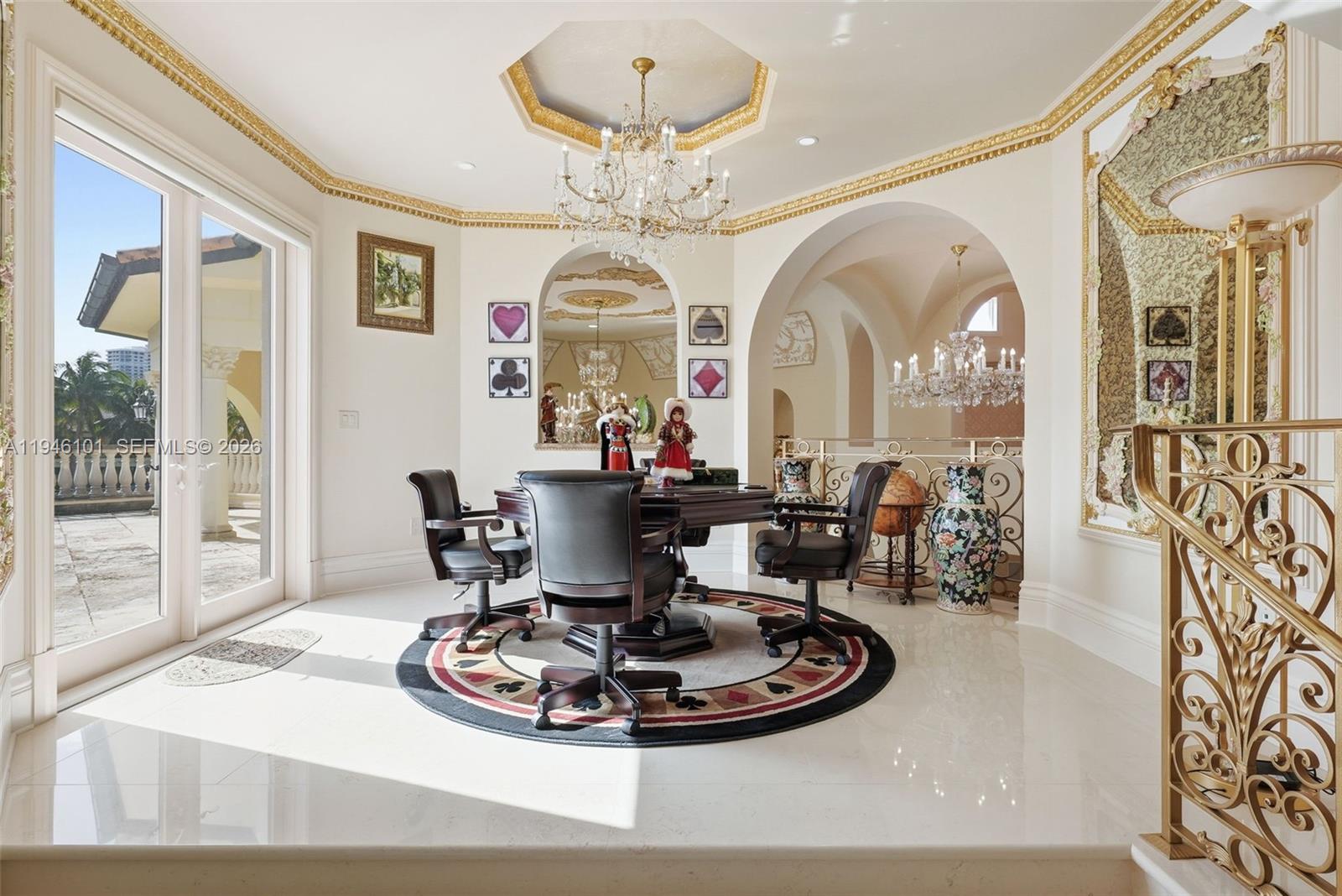 GOLDEN BEACH SEC F - Residential