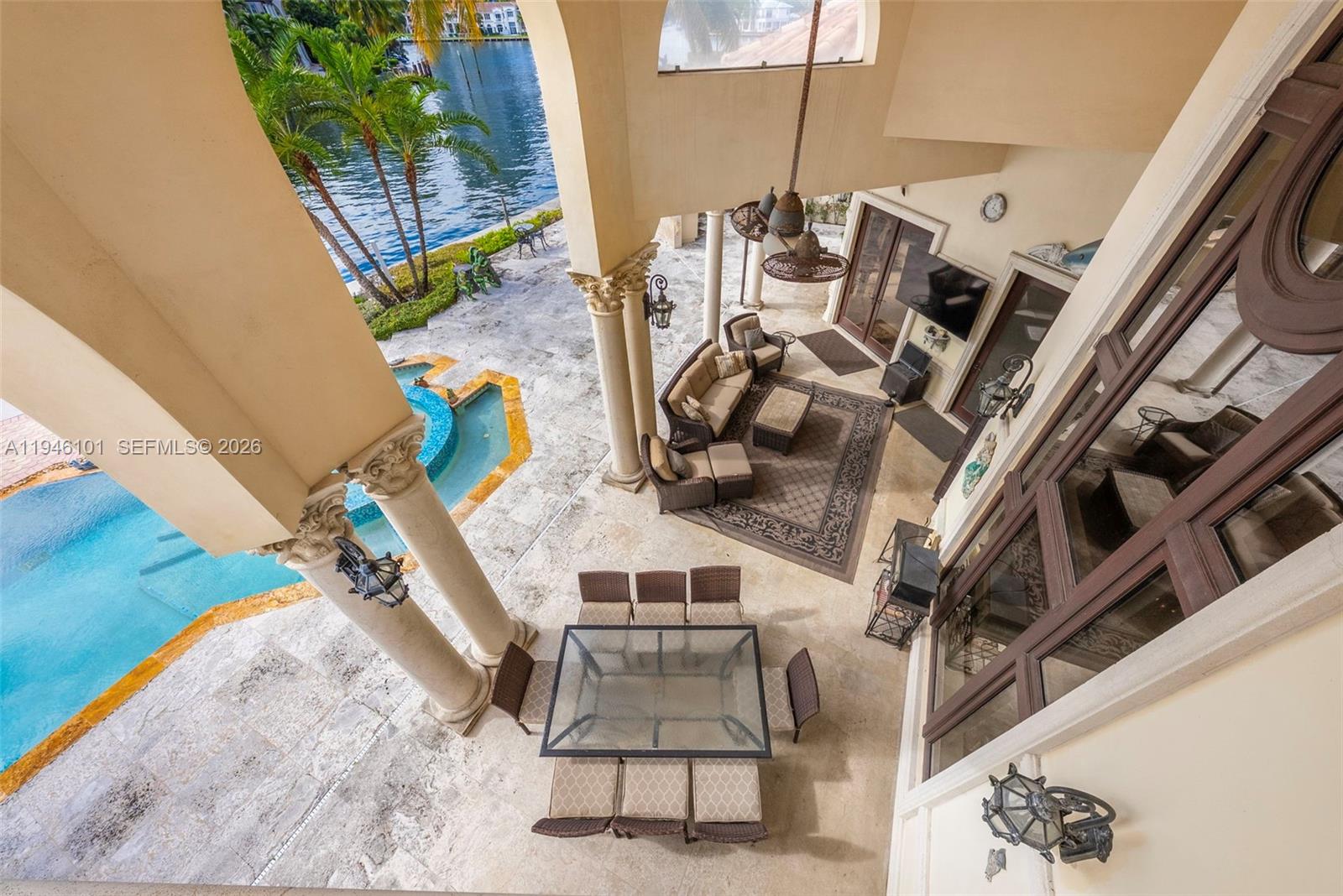 GOLDEN BEACH SEC F - Residential