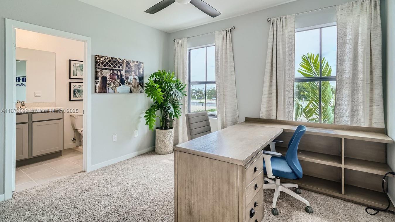 Palm Cay - Residential