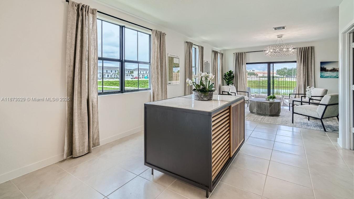 Palm Cay - Residential