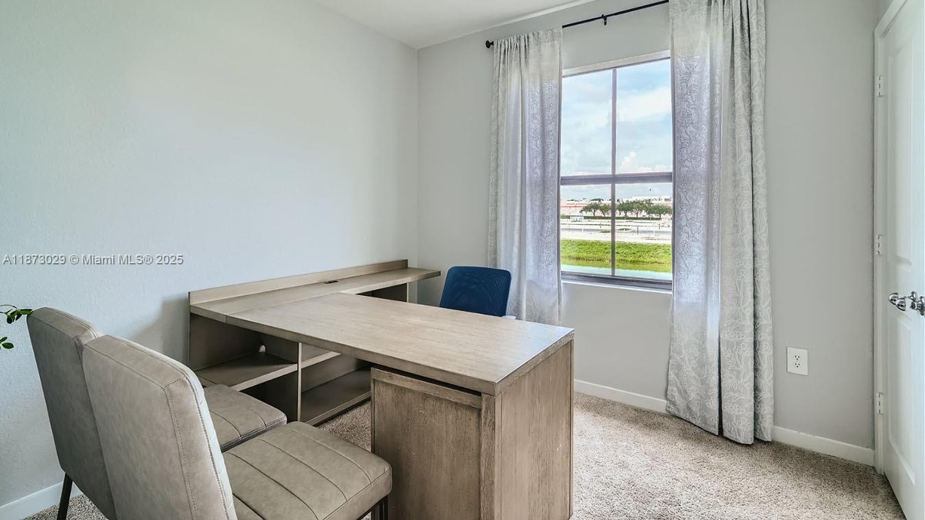 Palm Cay - Residential