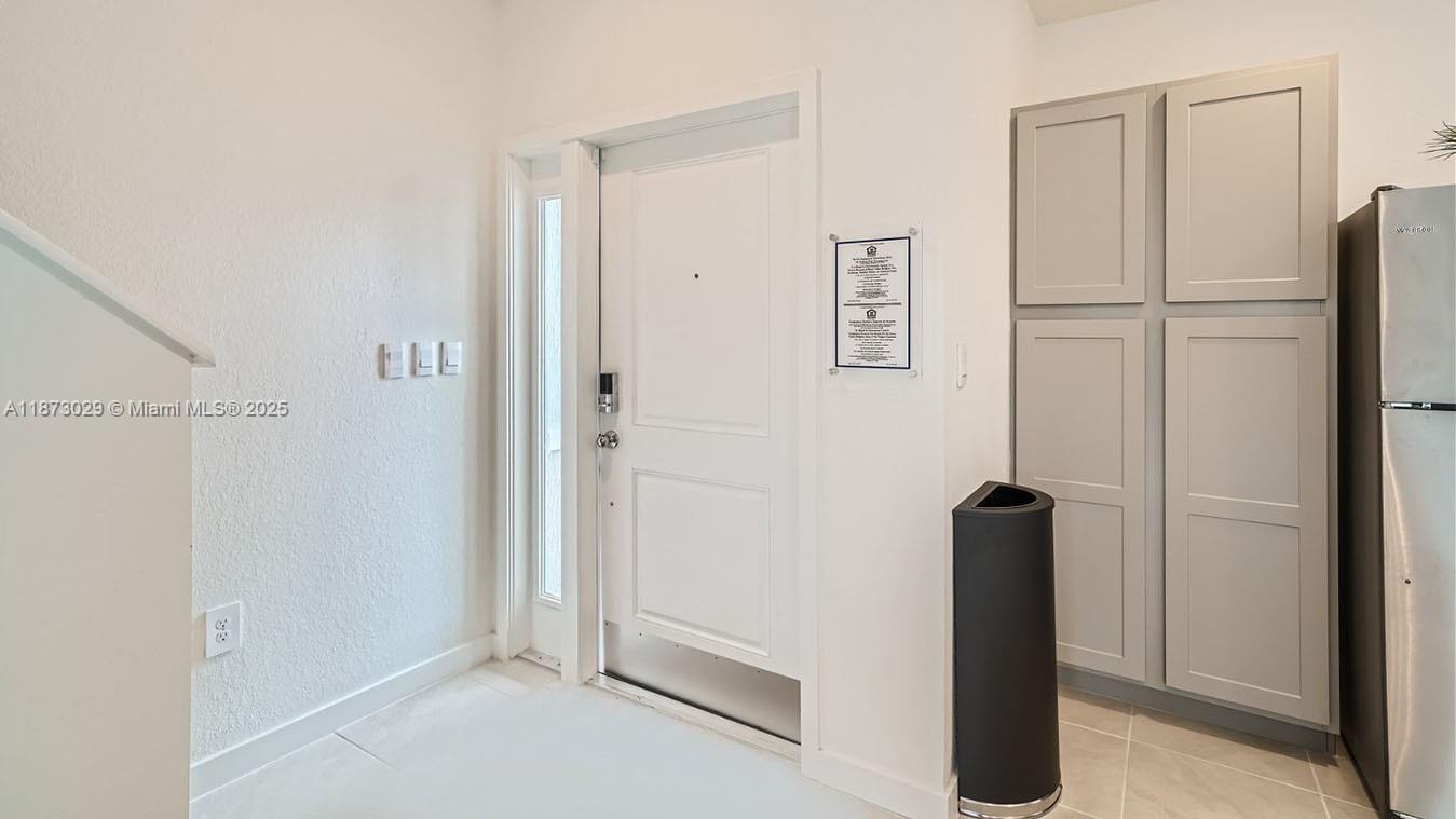 Palm Cay - Residential