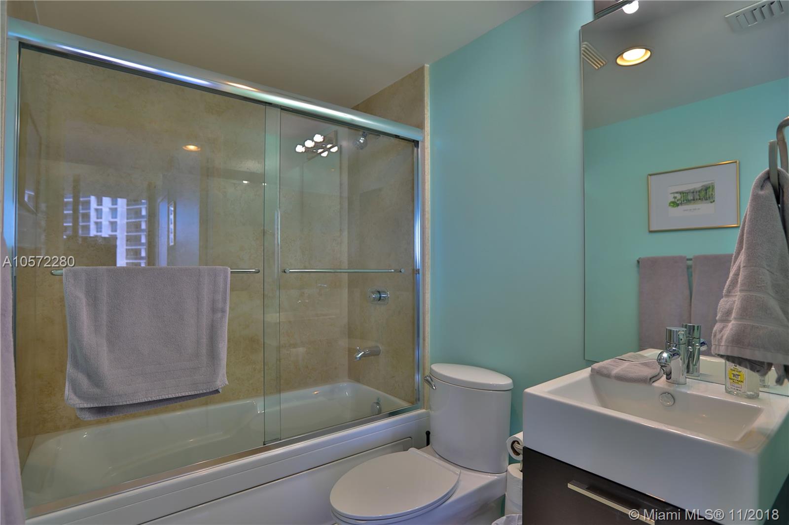 MEI CONDO - Residential Lease