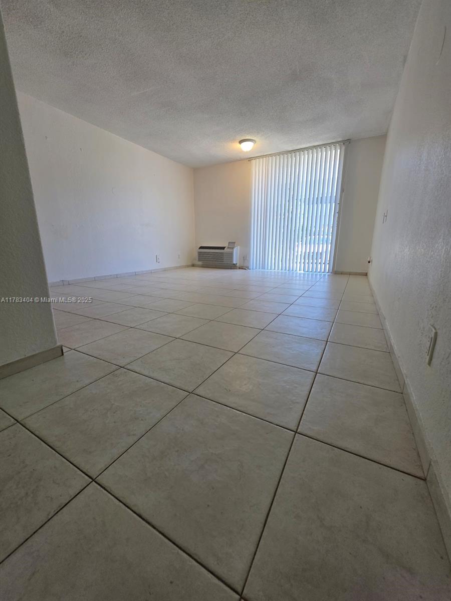 Rental Property at 16450 Nw 2nd Ave 101, Miami, Broward County, Florida - Bathrooms: 1  - $1,300 MO.