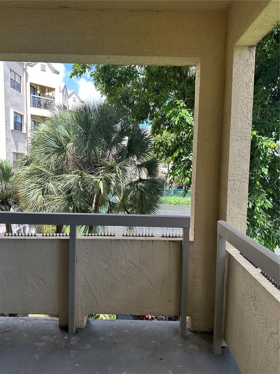 LAS VISTAS AT DORAL CONDO - Residential Lease