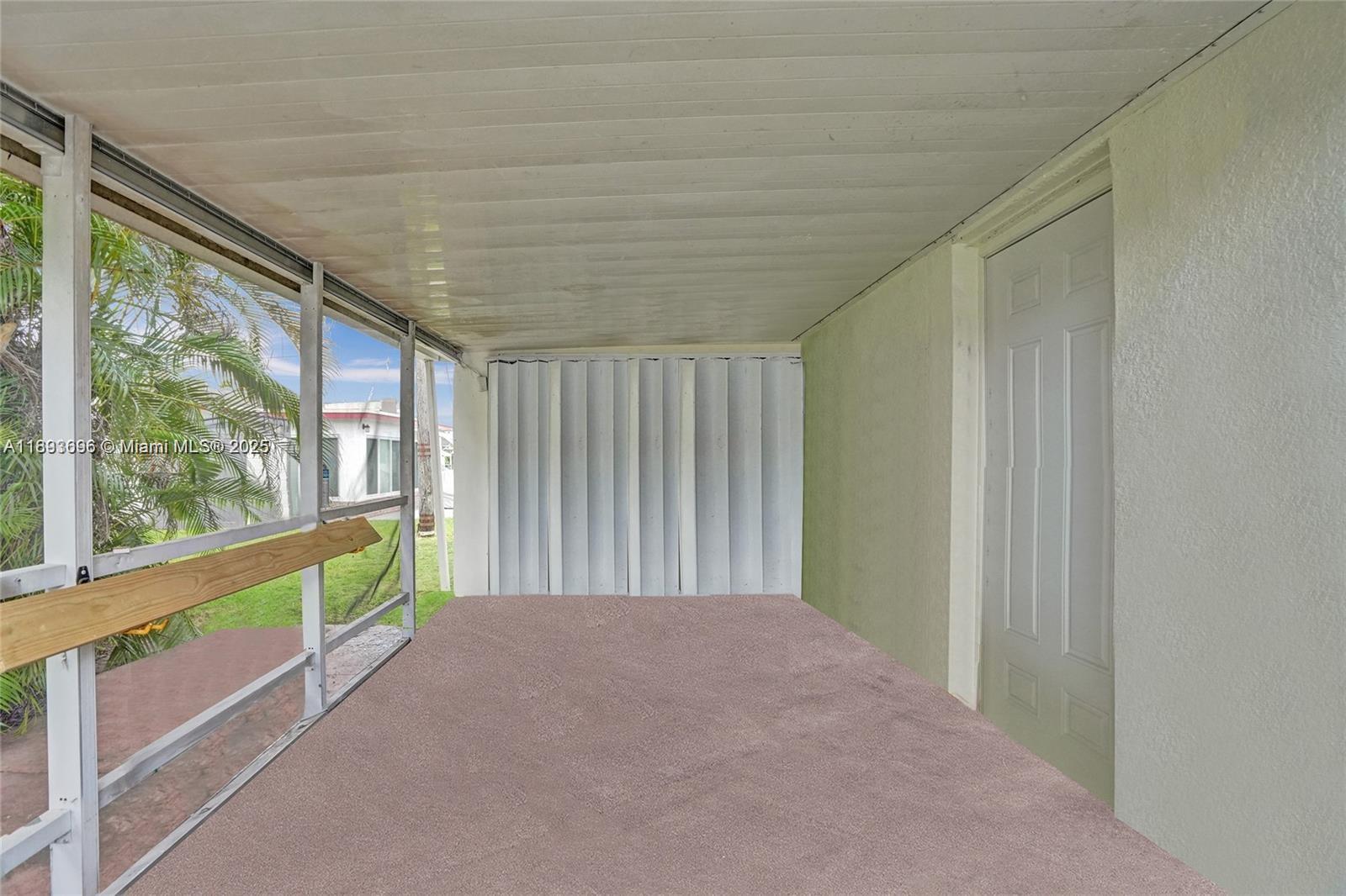 TAMARAC LAKES - Residential