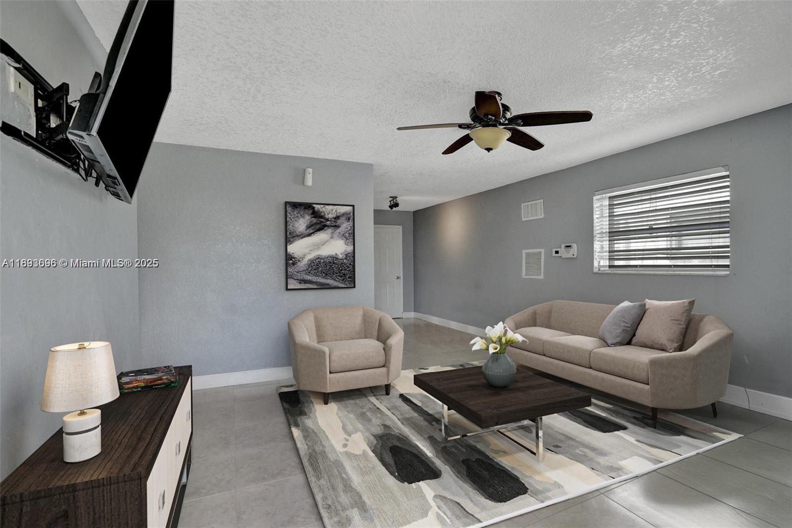 TAMARAC LAKES - Residential