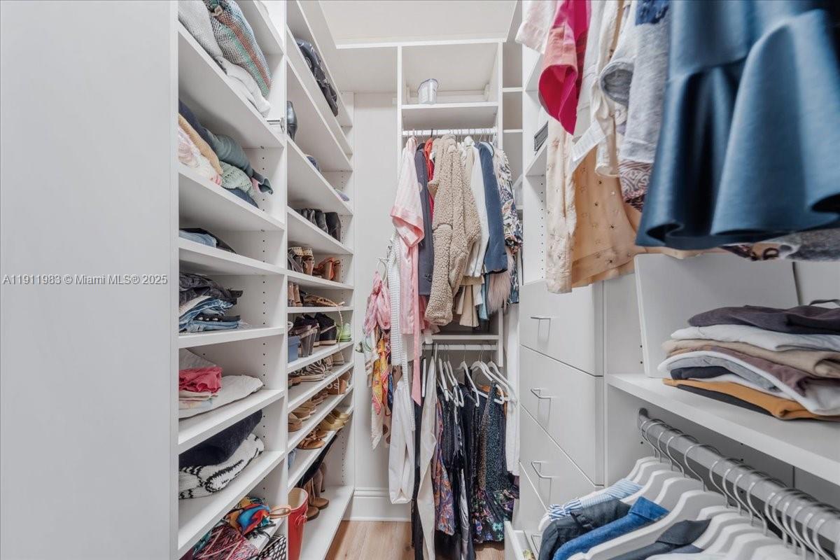 RIVIERA ISLES I - Residential Lease