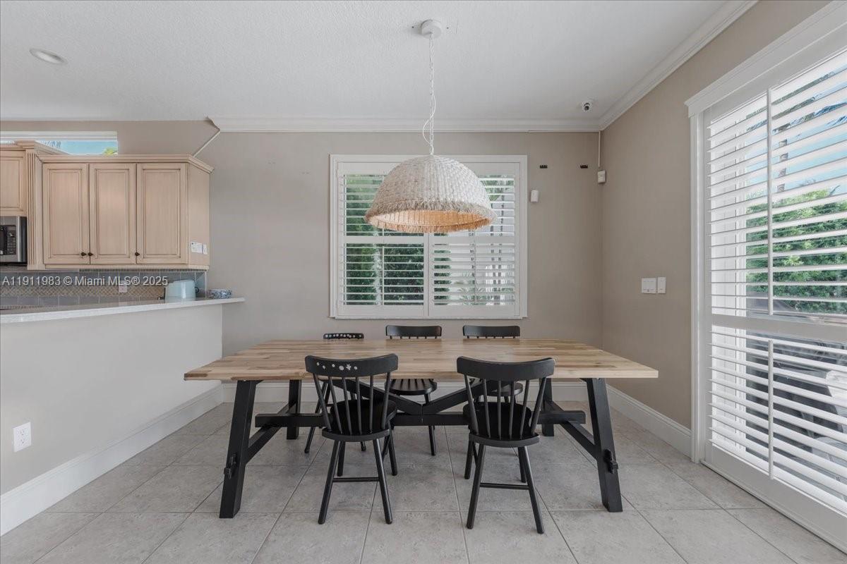 RIVIERA ISLES I - Residential Lease