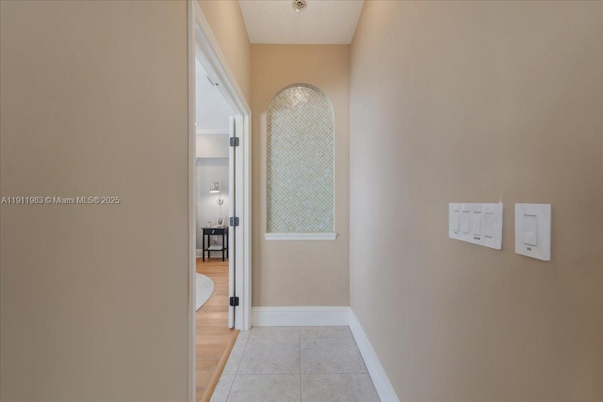 RIVIERA ISLES I - Residential Lease