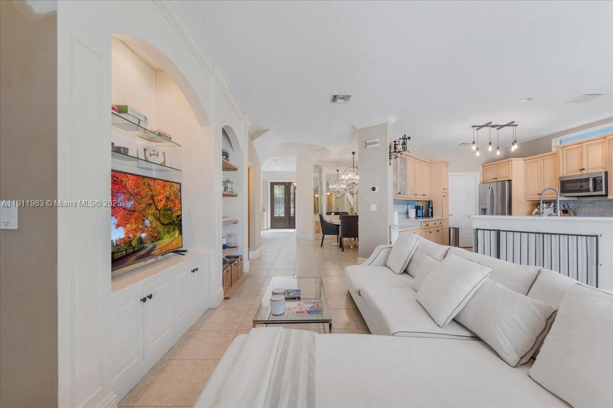 RIVIERA ISLES I - Residential Lease