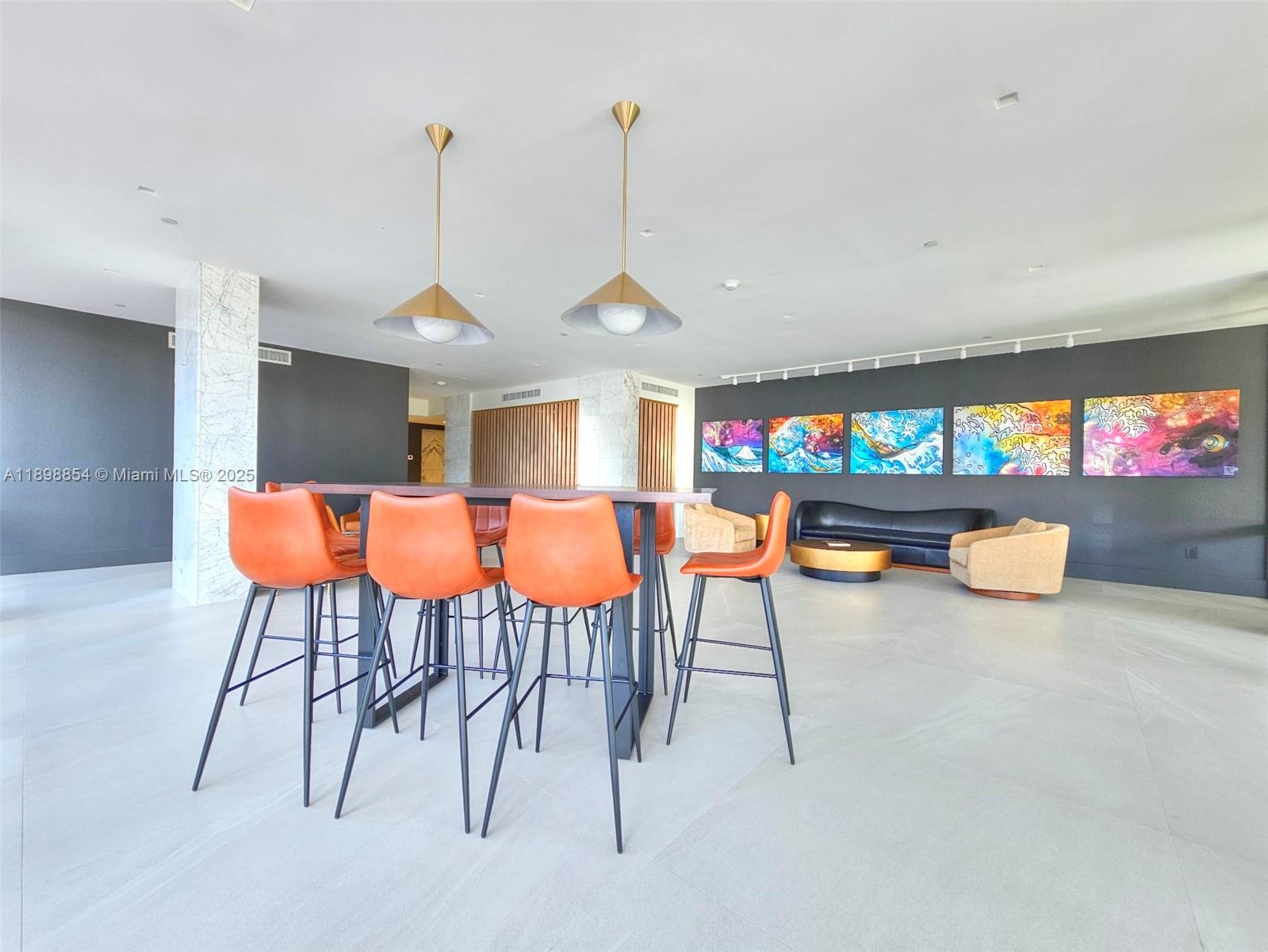 CLEARVIEW TOWERS CONDO - Residential
