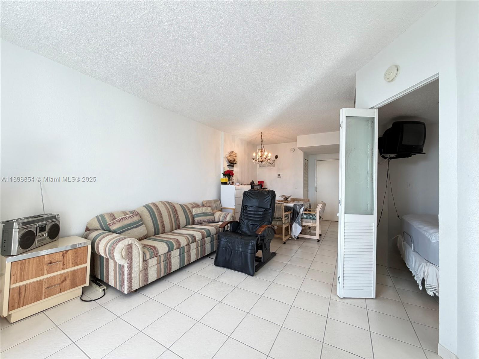 CLEARVIEW TOWERS CONDO - Residential