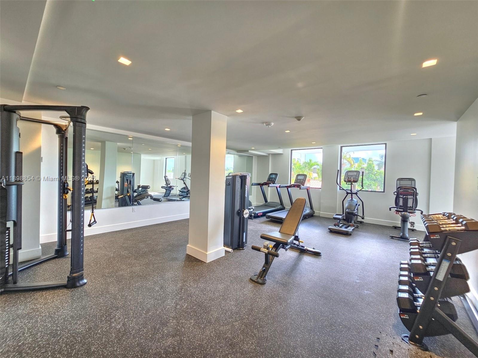 CLEARVIEW TOWERS CONDO - Residential