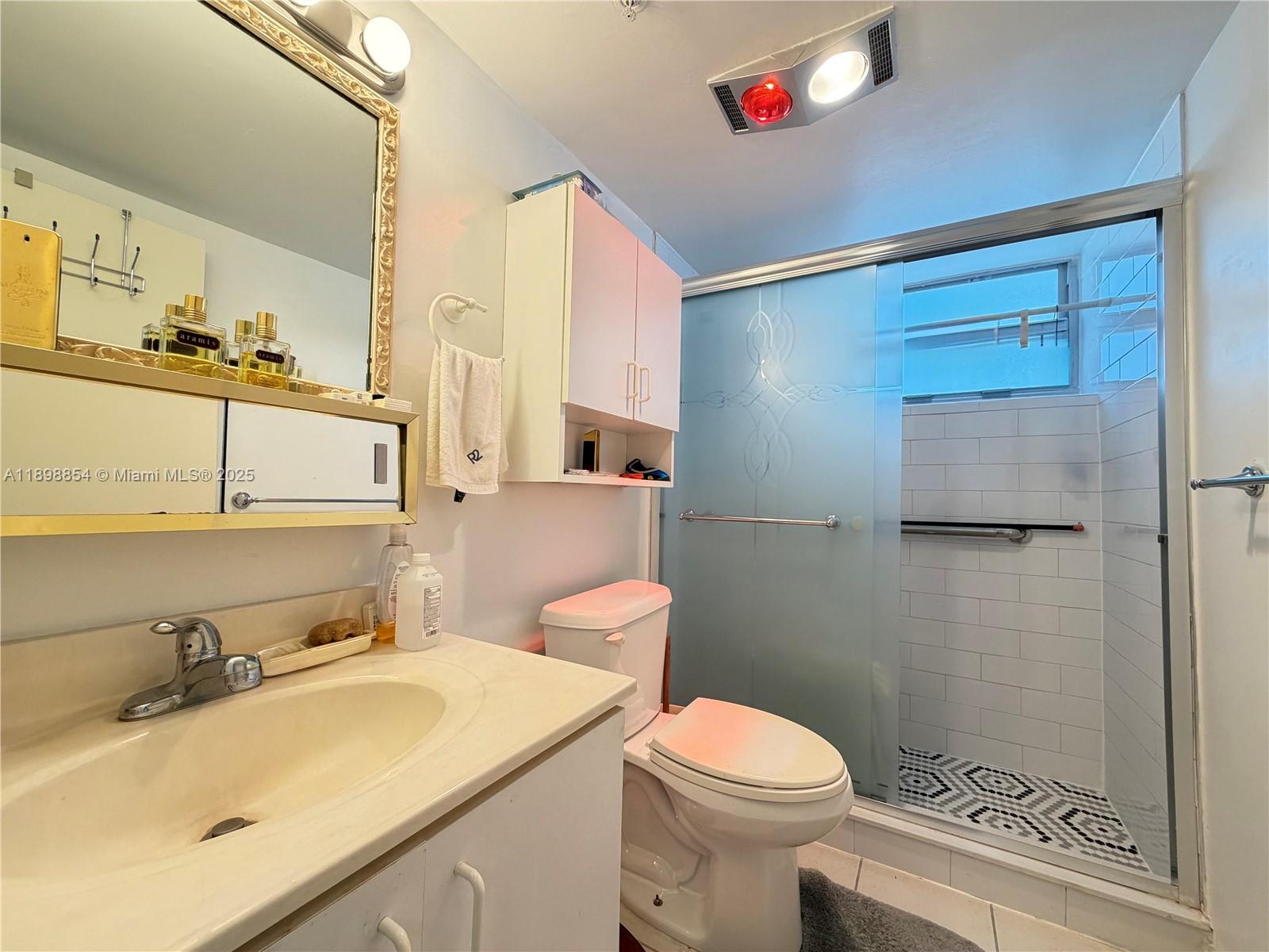 CLEARVIEW TOWERS CONDO - Residential