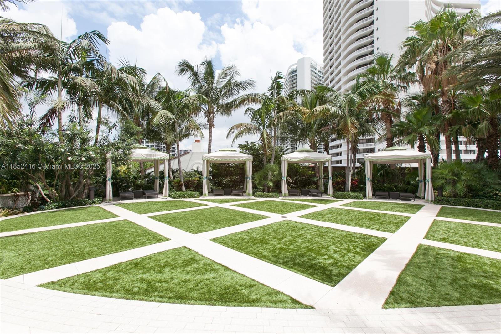 3000 ISL BLVD WILLIAMS IS - Residential