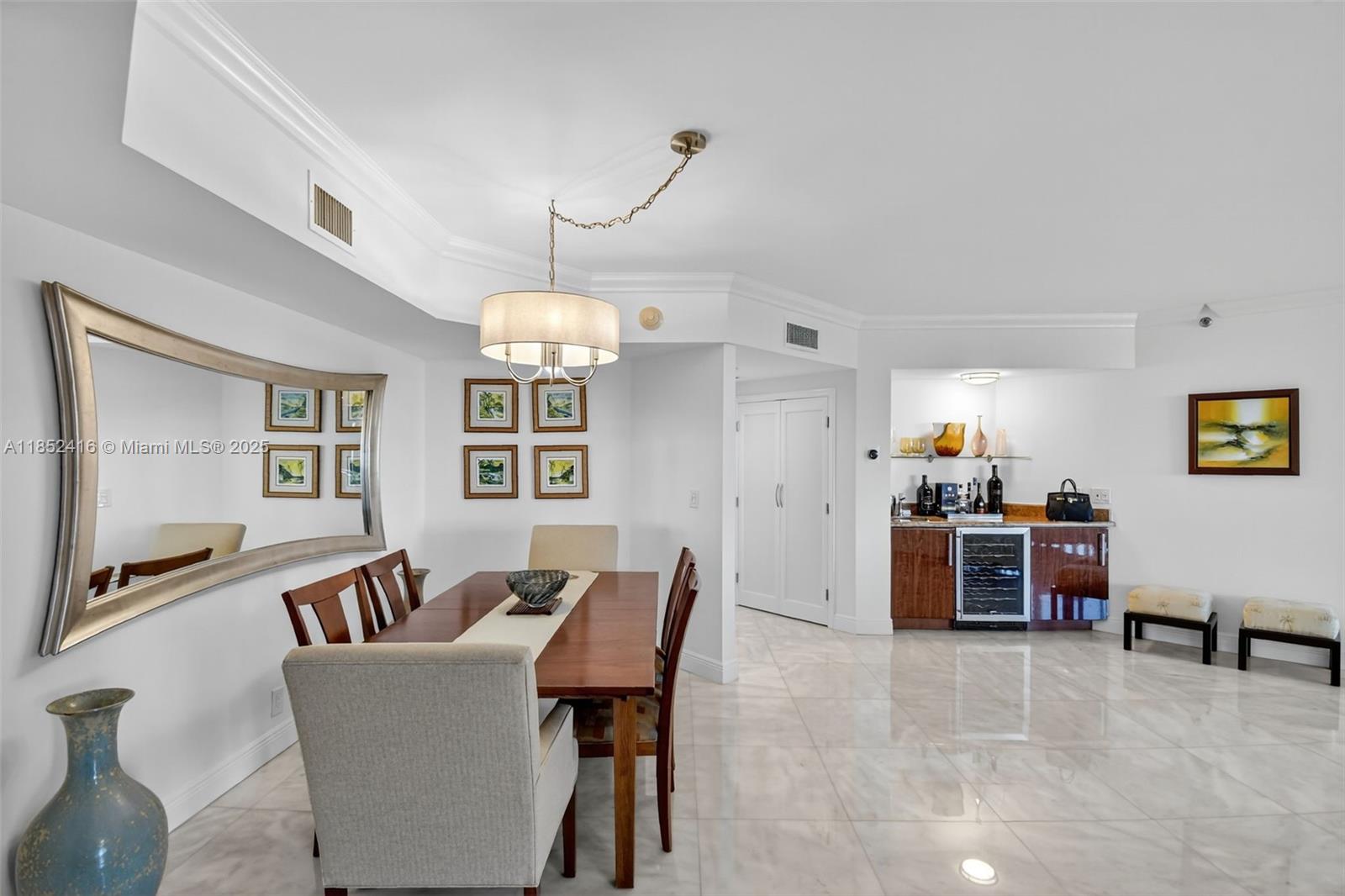 3000 ISL BLVD WILLIAMS IS - Residential