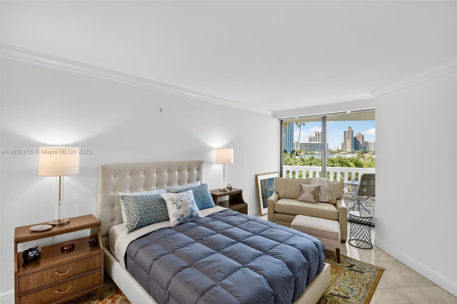 3000 ISL BLVD WILLIAMS IS - Residential