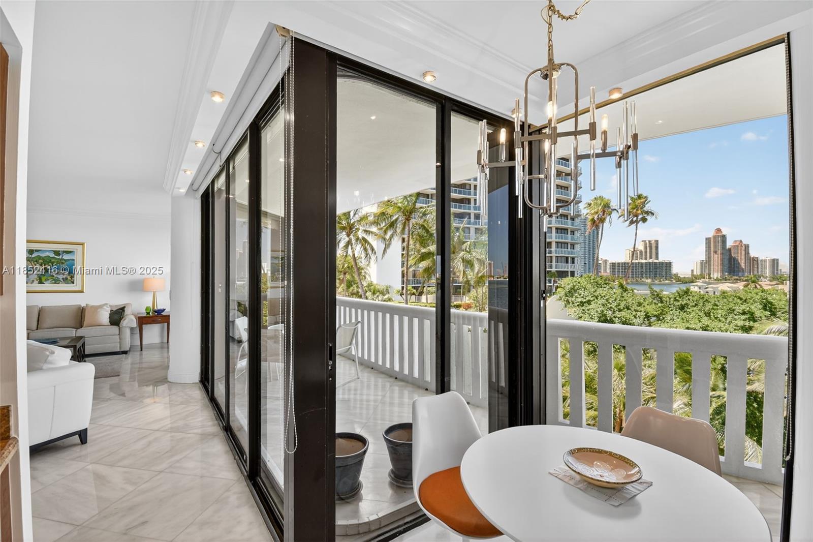 3000 ISL BLVD WILLIAMS IS - Residential