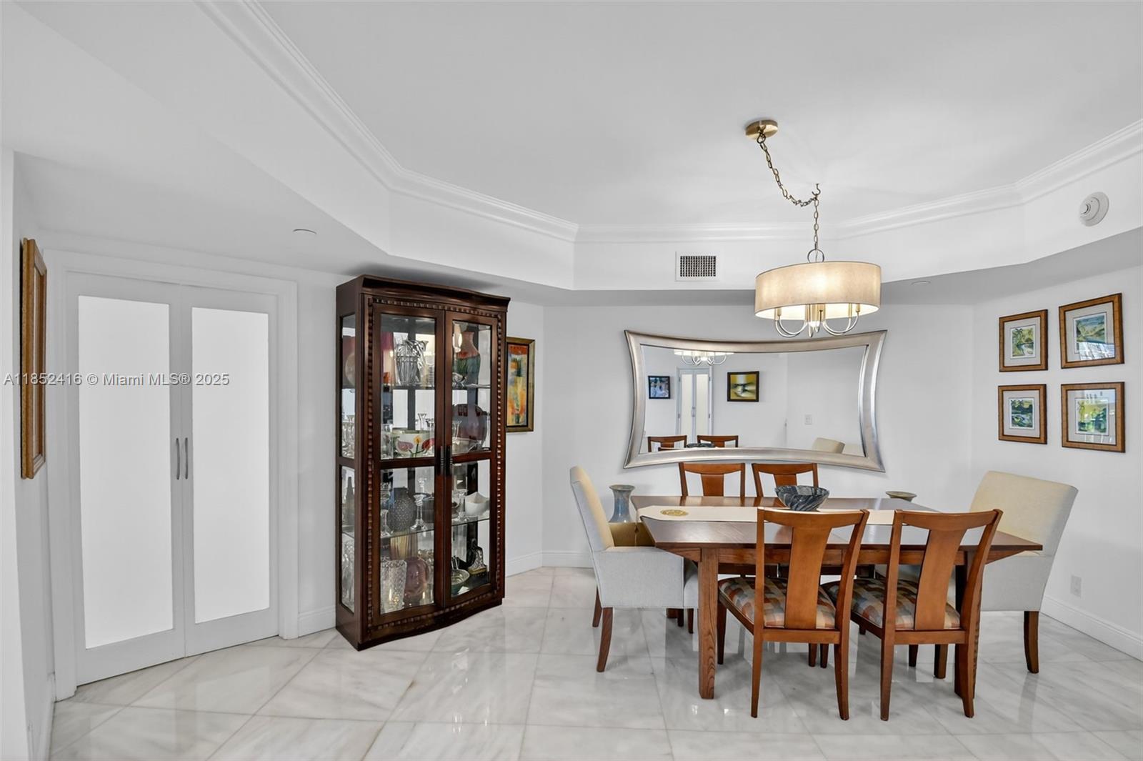 3000 ISL BLVD WILLIAMS IS - Residential