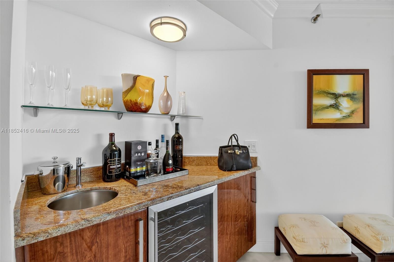 3000 ISL BLVD WILLIAMS IS - Residential