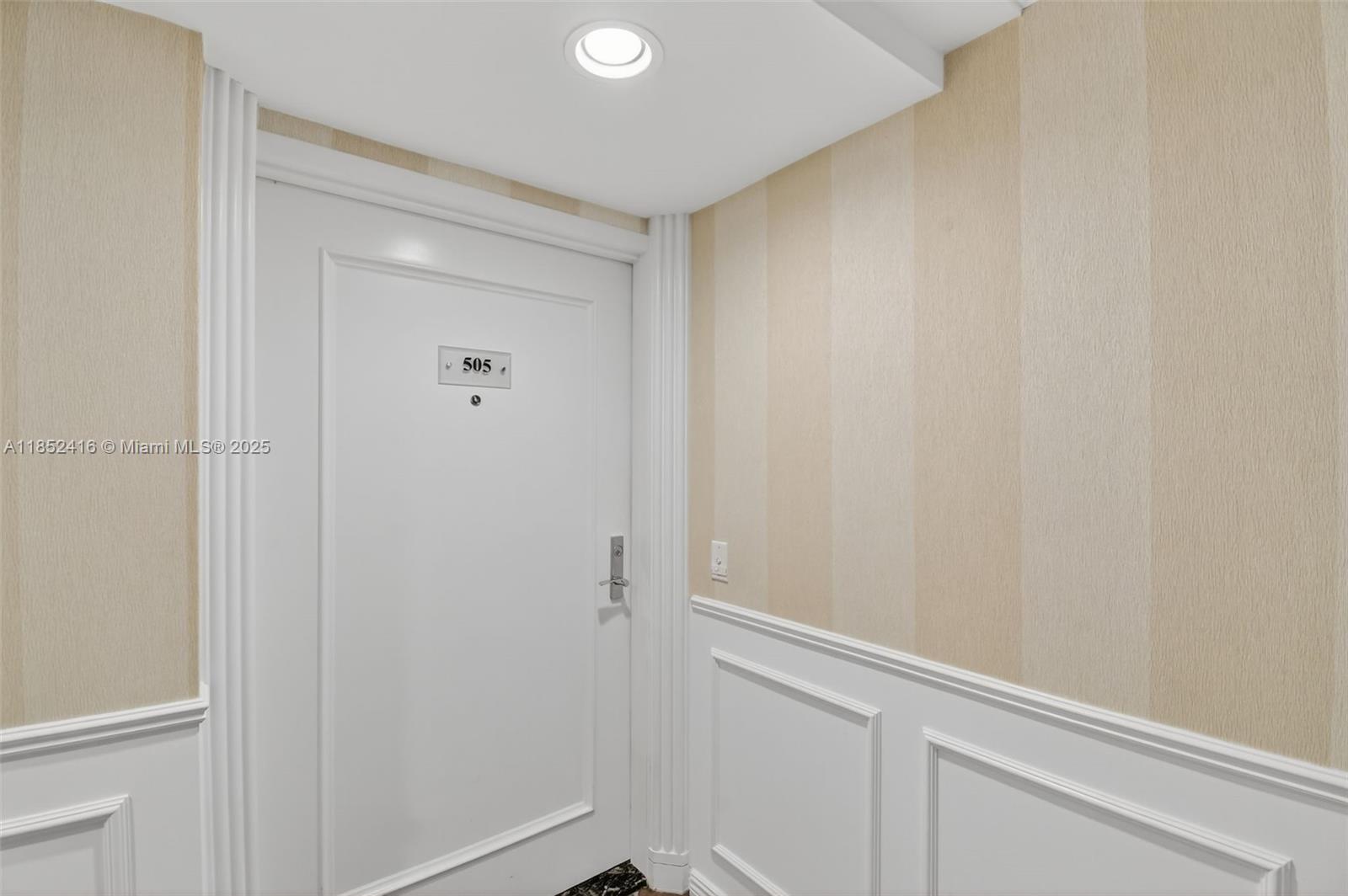 3000 ISL BLVD WILLIAMS IS - Residential