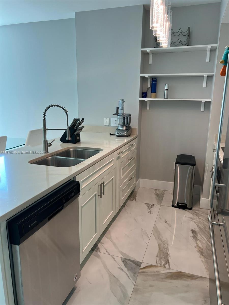 500 BRICKELL WEST CONDO - Residential