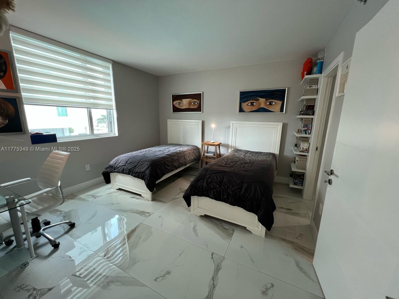 500 BRICKELL WEST CONDO - Residential