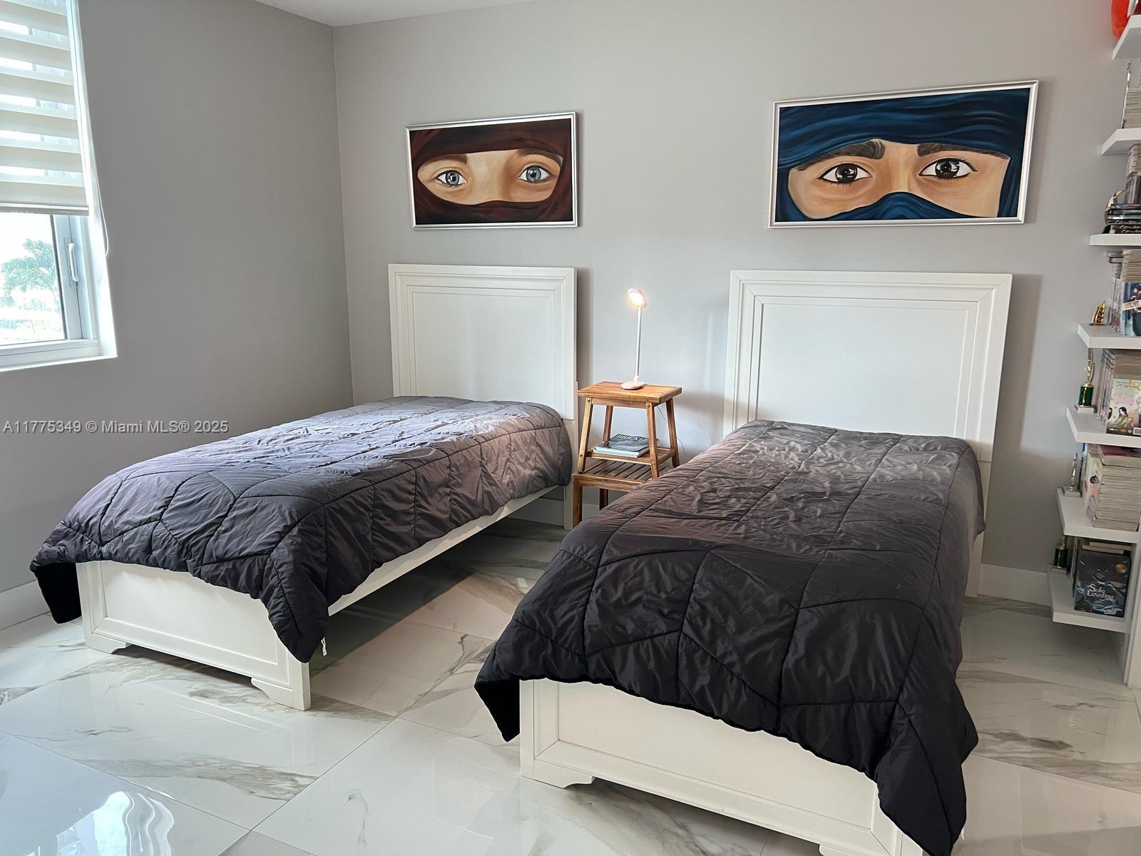 500 BRICKELL WEST CONDO - Residential