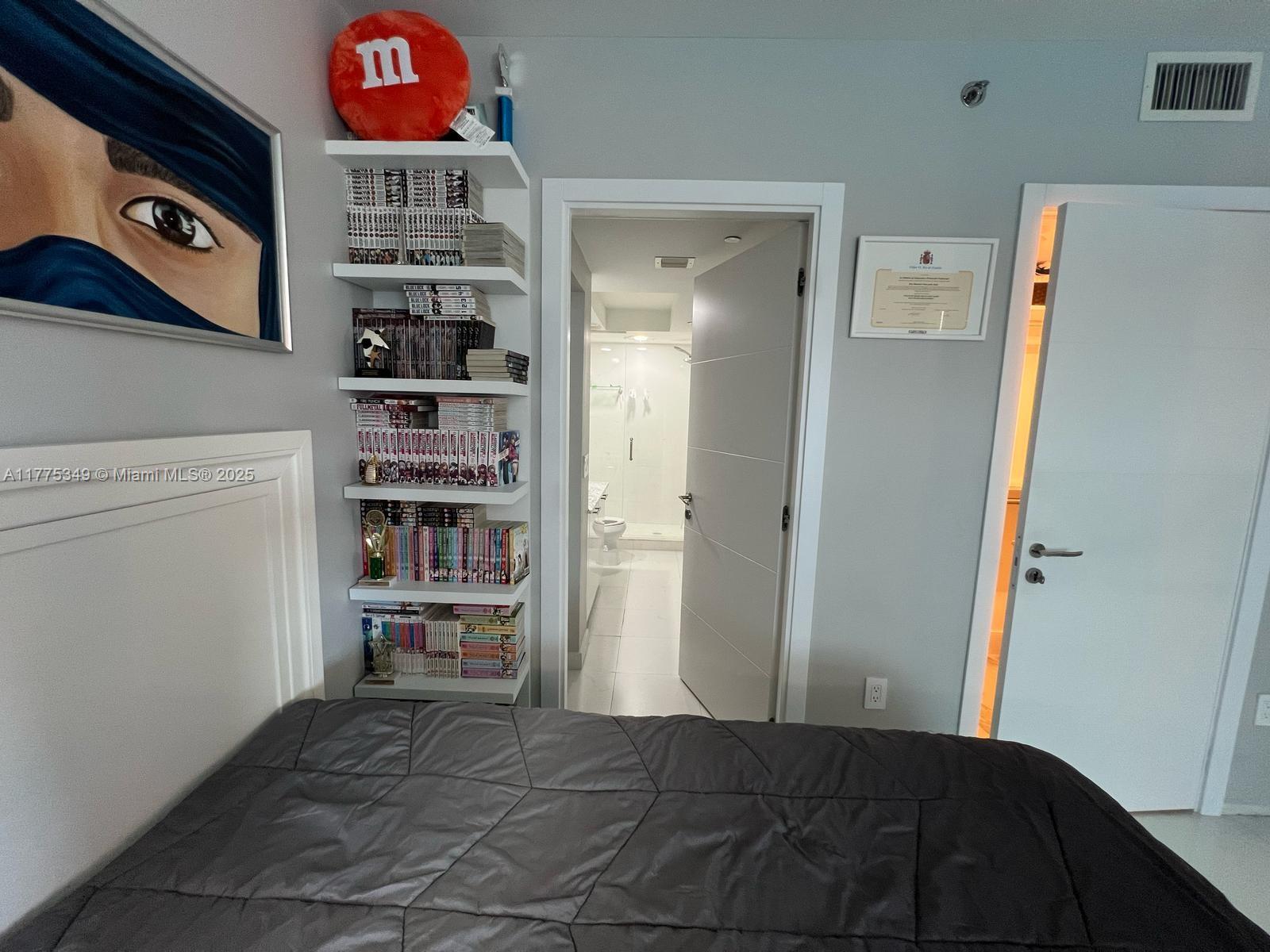 500 BRICKELL WEST CONDO - Residential