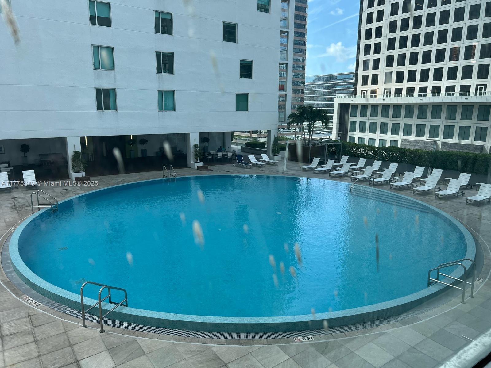 500 BRICKELL WEST CONDO - Residential