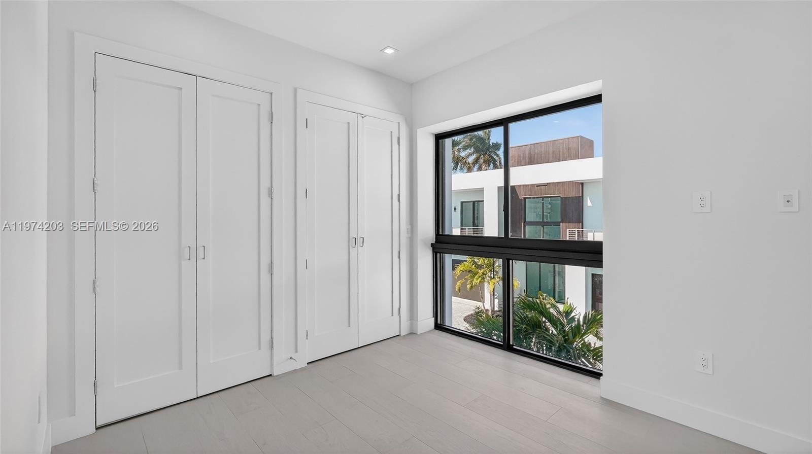 H20 DANIA BEACH - Residential