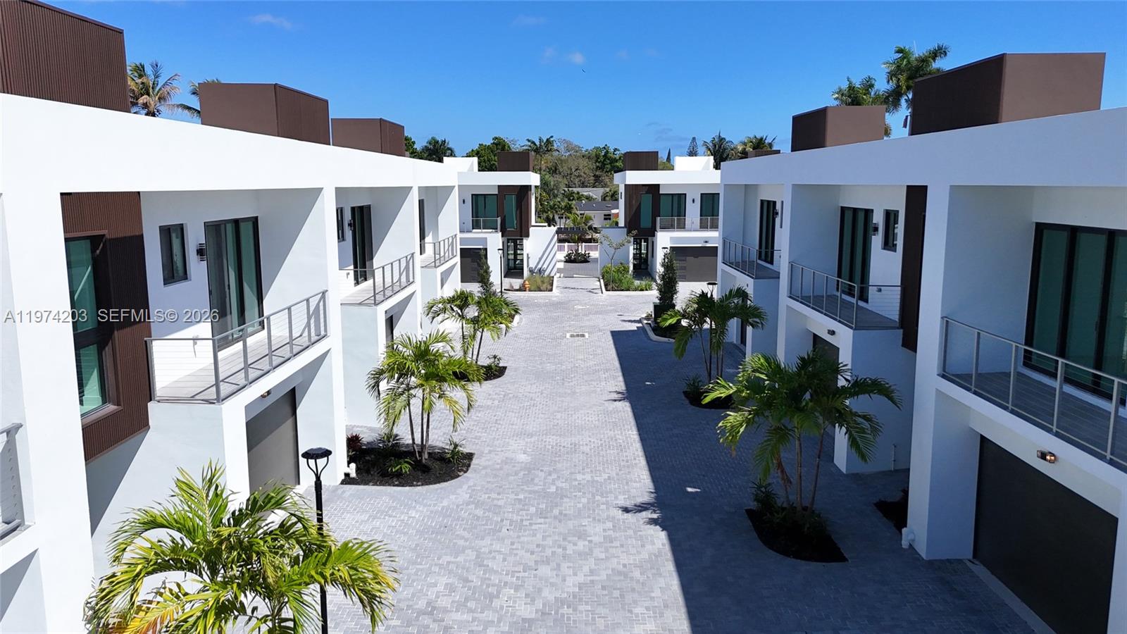 H20 DANIA BEACH - Residential