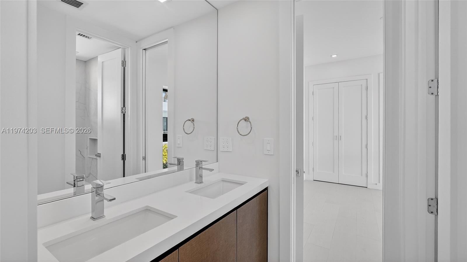 H20 DANIA BEACH - Residential