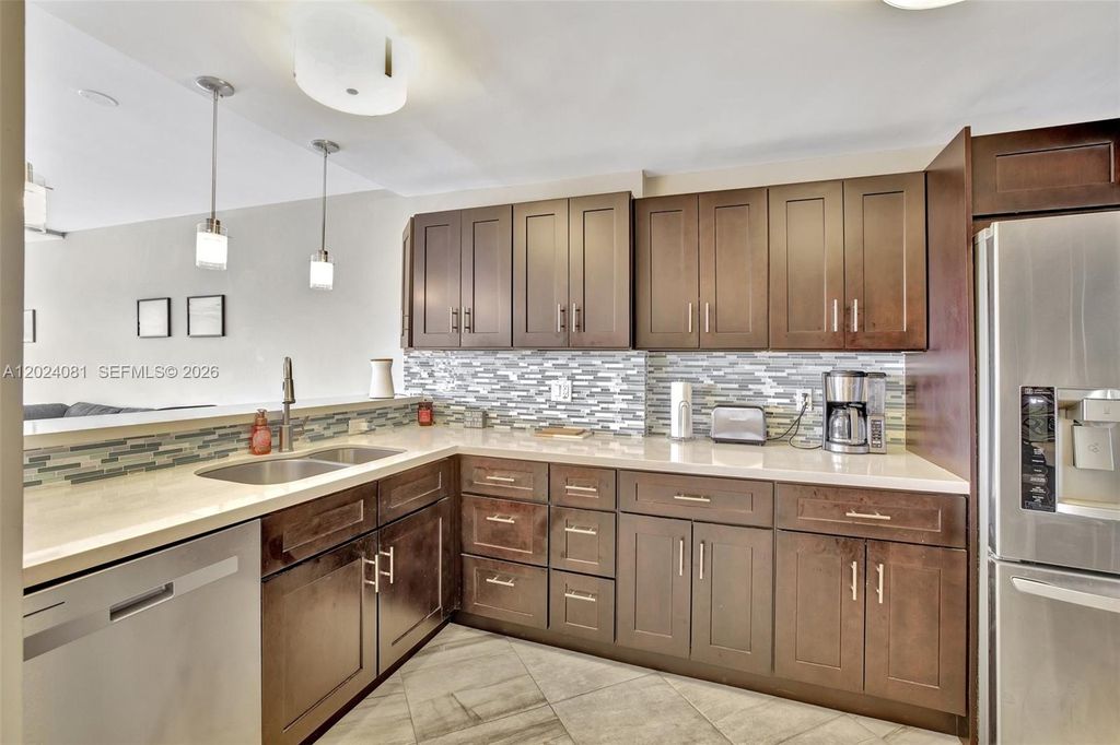 Photo of 3000 E Sunrise Blvd #5D, Fort Lauderdale, FL 33304 (MLS # A12024081)