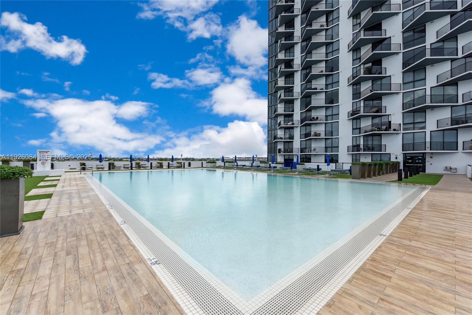 5252 PASEO CONDO - Residential