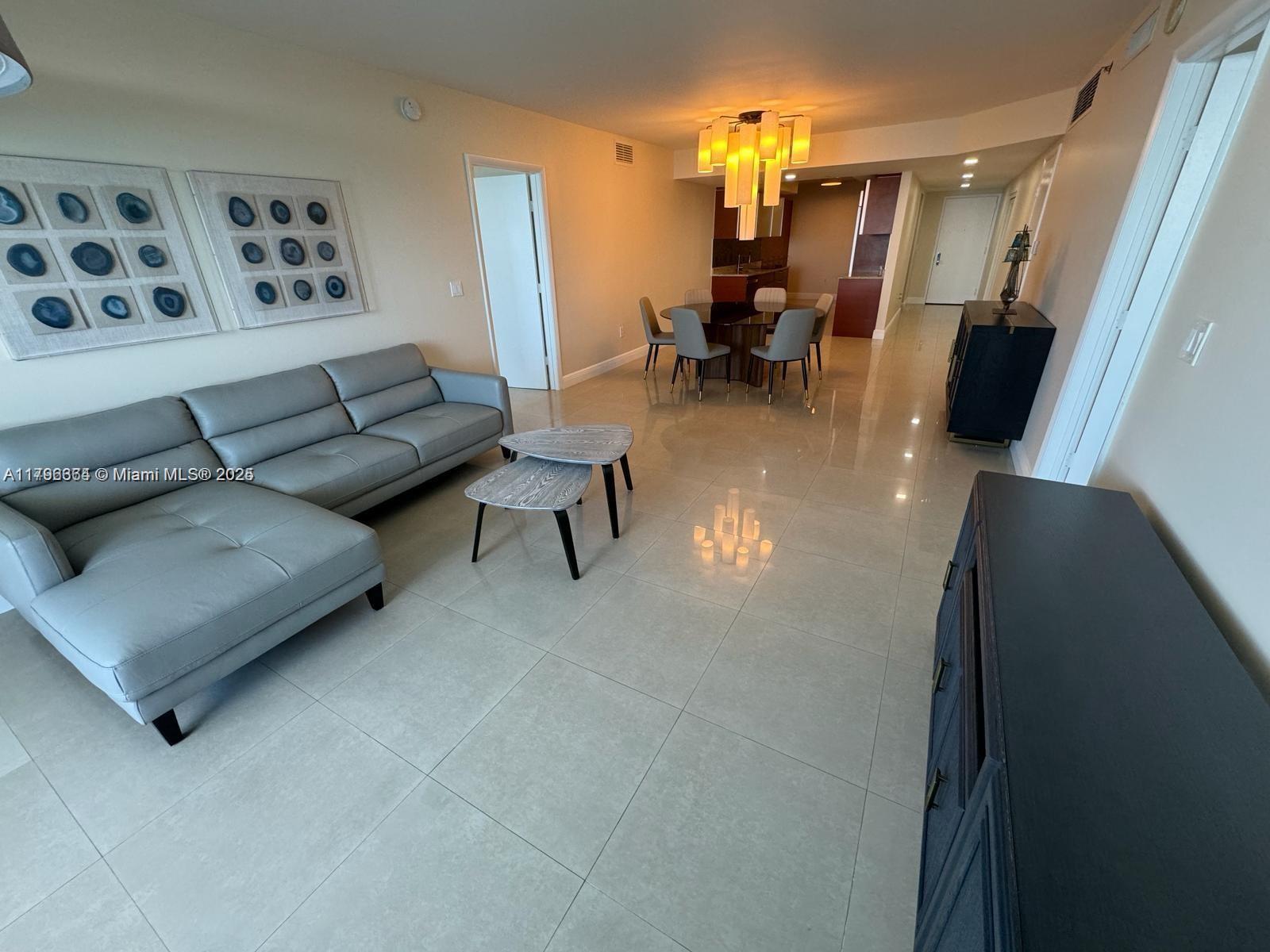 1800 S Ocean Dr 3603