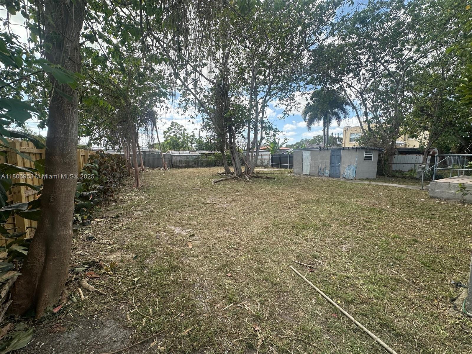 2020 SW 57th Ct