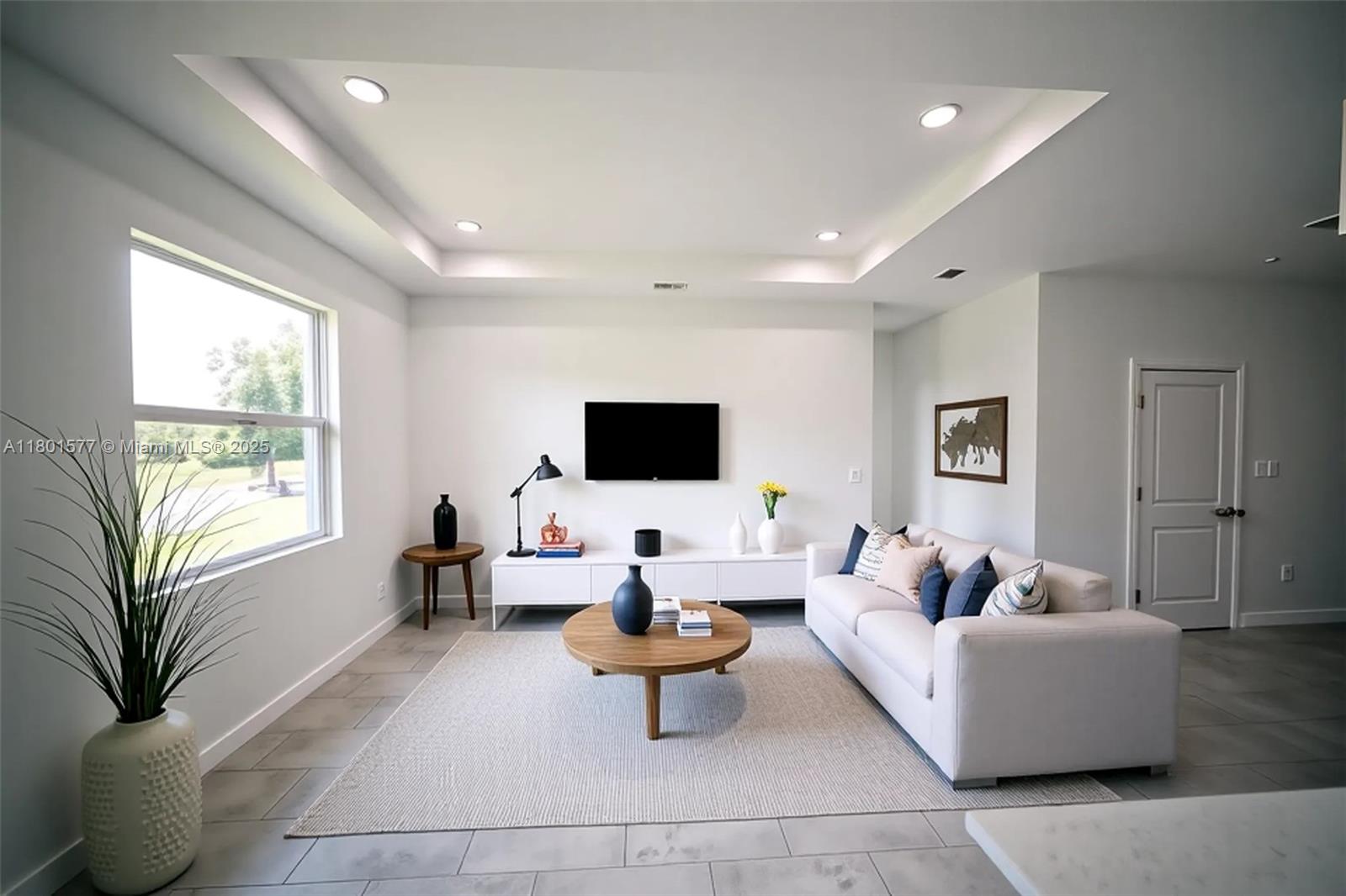 2020 S montana Cir