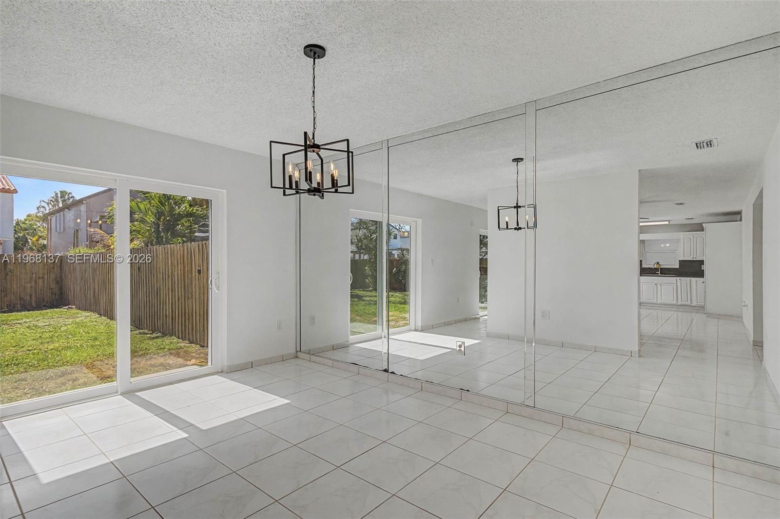 CUTLER LANDINGS 1ST ADDN - Residential