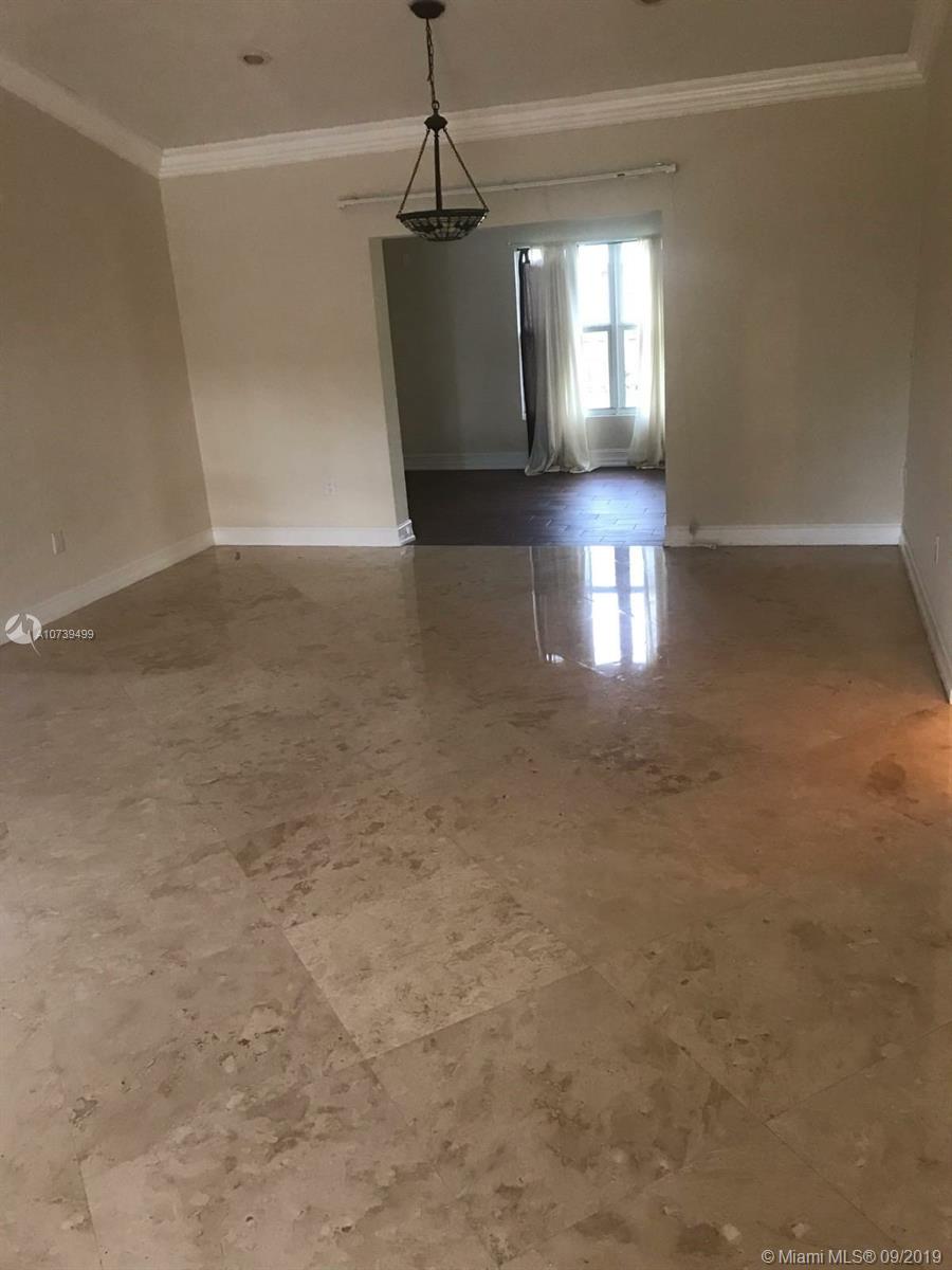 SUNRISE GOLF VILLAGE SEC - Residential