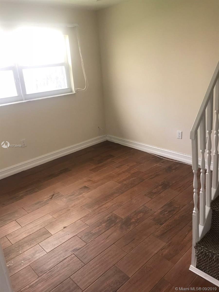 SUNRISE GOLF VILLAGE SEC - Residential