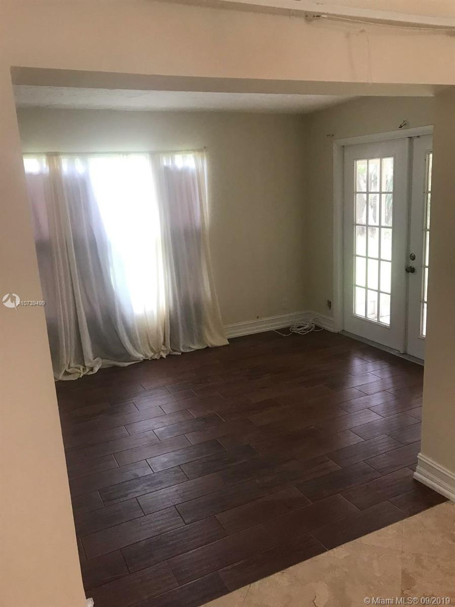 SUNRISE GOLF VILLAGE SEC - Residential