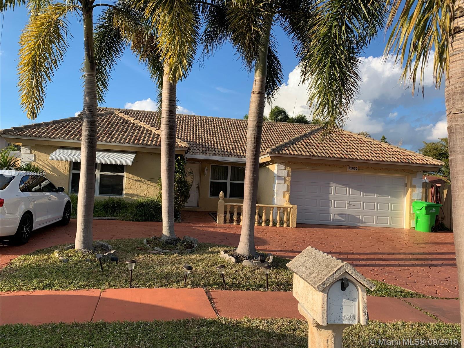 SUNRISE GOLF VILLAGE SEC - Residential