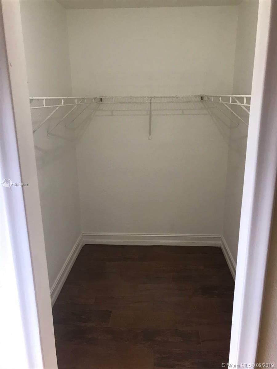 SUNRISE GOLF VILLAGE SEC - Residential