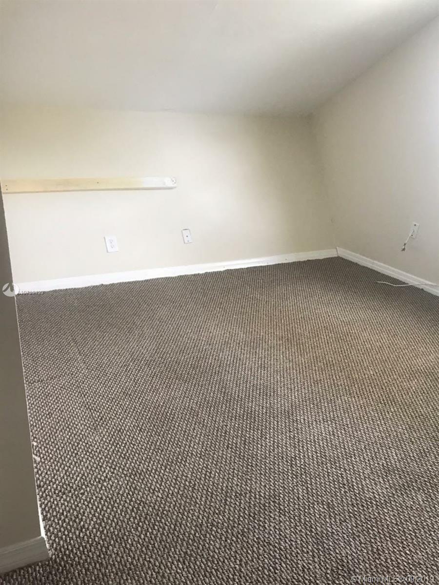 SUNRISE GOLF VILLAGE SEC - Residential