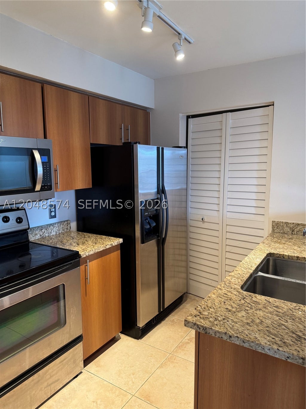 Photo of 1205 Crystal Way #E, Delray Beach, FL 33444 (MLS # A12048574)