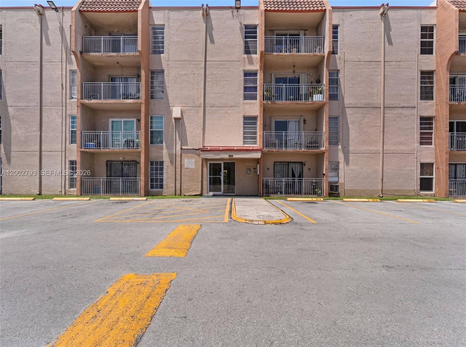 4713 NW 7th St 410-1