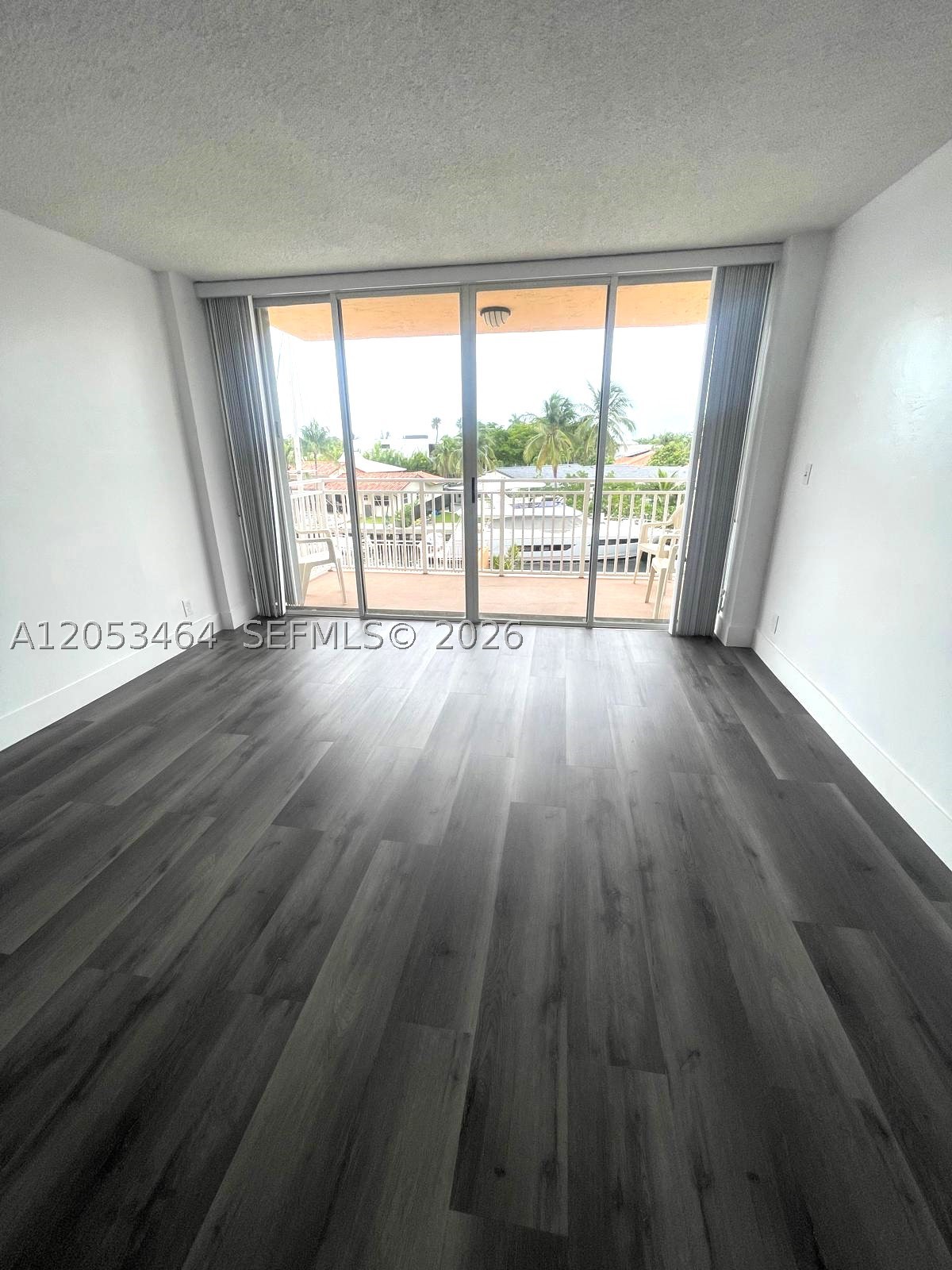 2450 NE 135th St 209