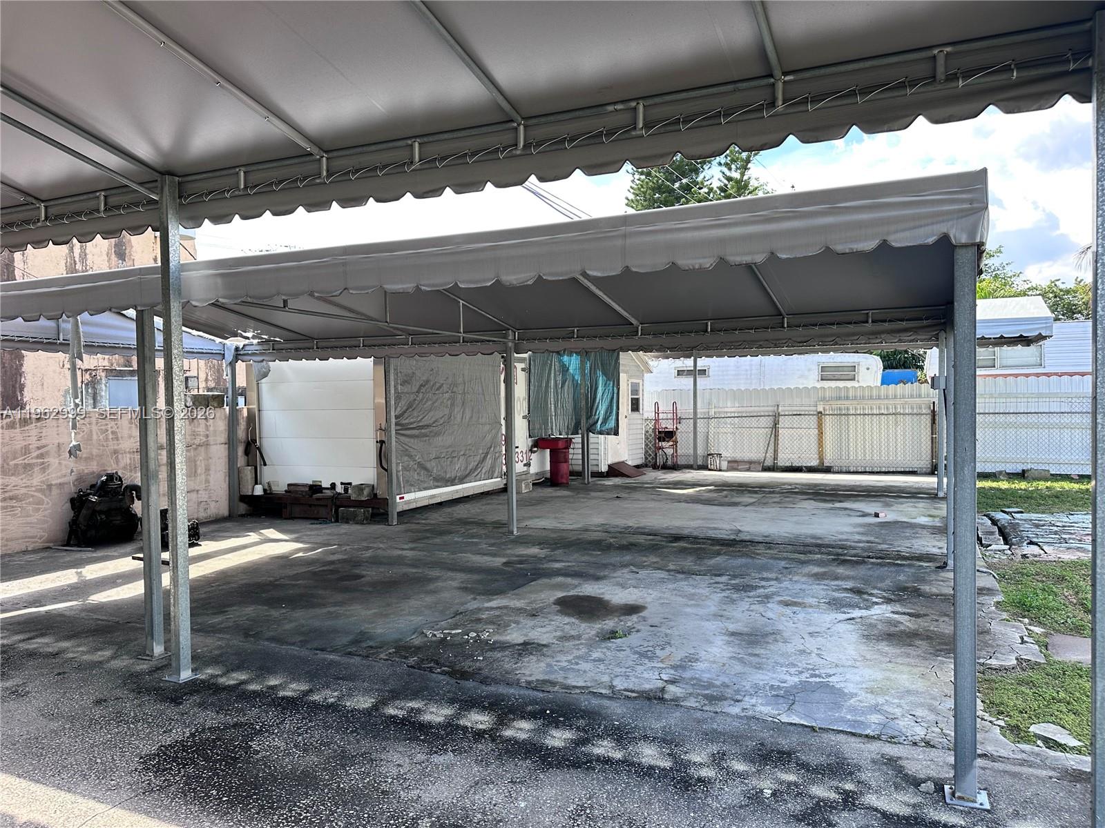 SOUTH HOLLYWOOD AMD PLAT - Residential